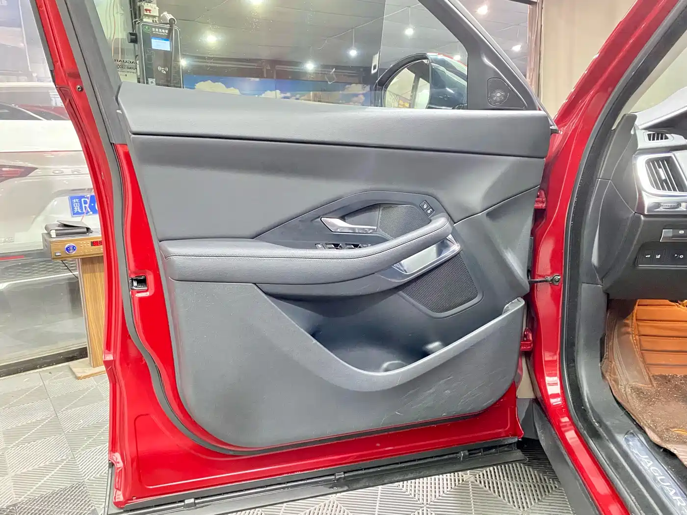 Jaguar E-PACE 2019 2018 Model P200 S China V