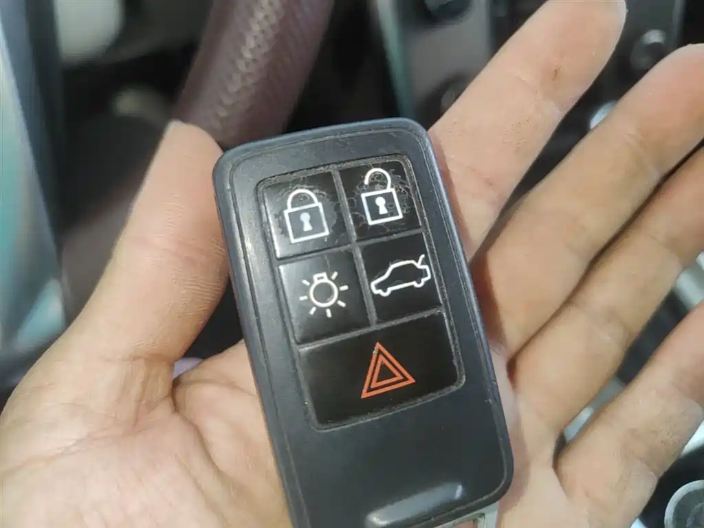 Volvo S80L 2015 2014 2.0T T5 Momentum