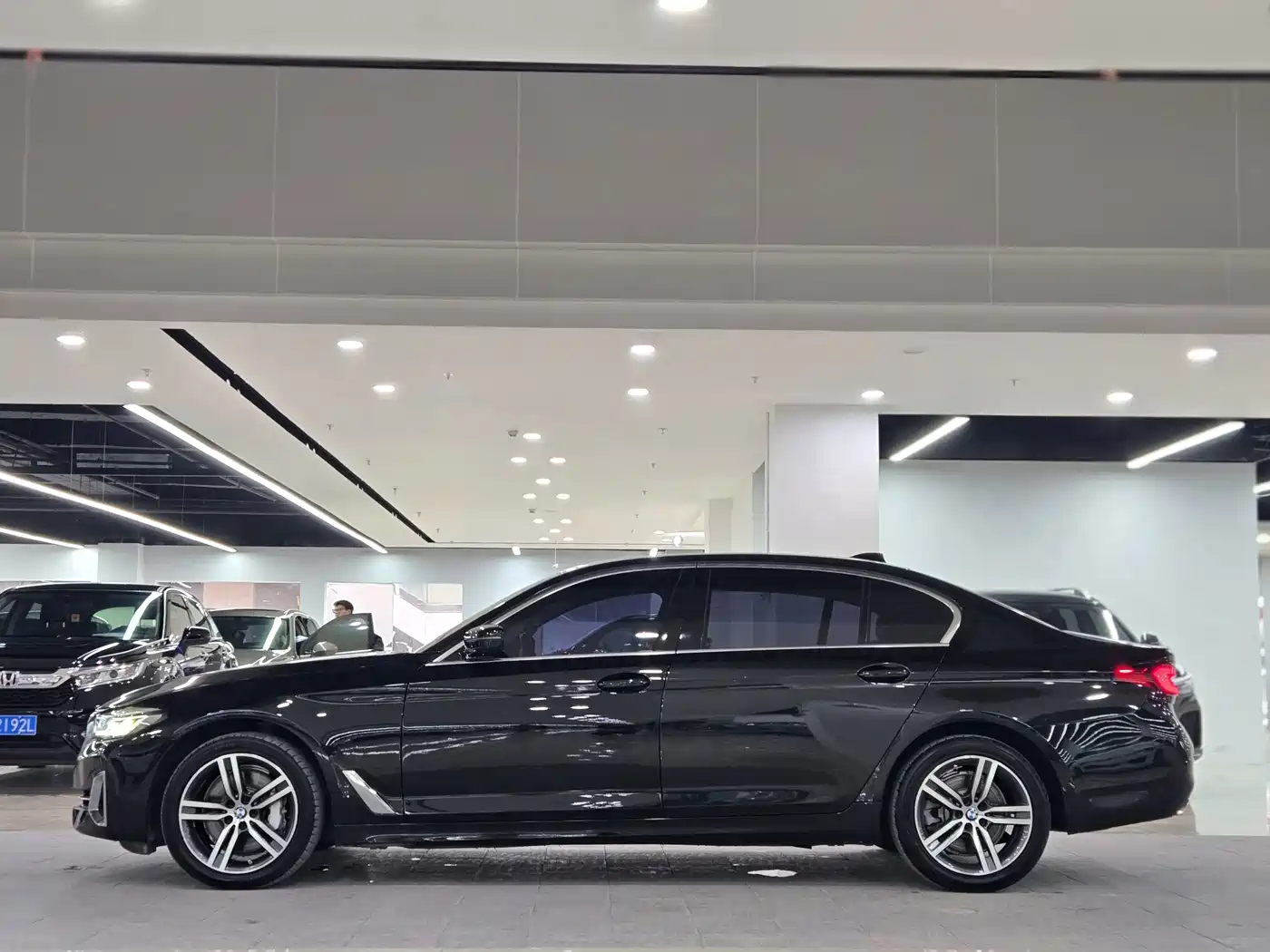 Фото 4 - BMW 5 Series