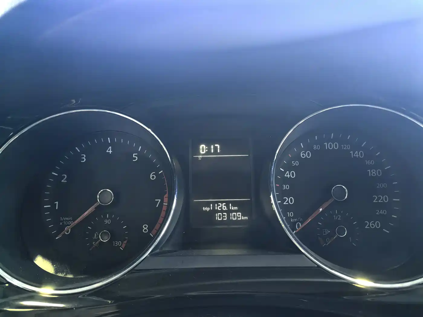 Volkswagen Sagitar 2015 230TSI Automatic Comfort фото 11