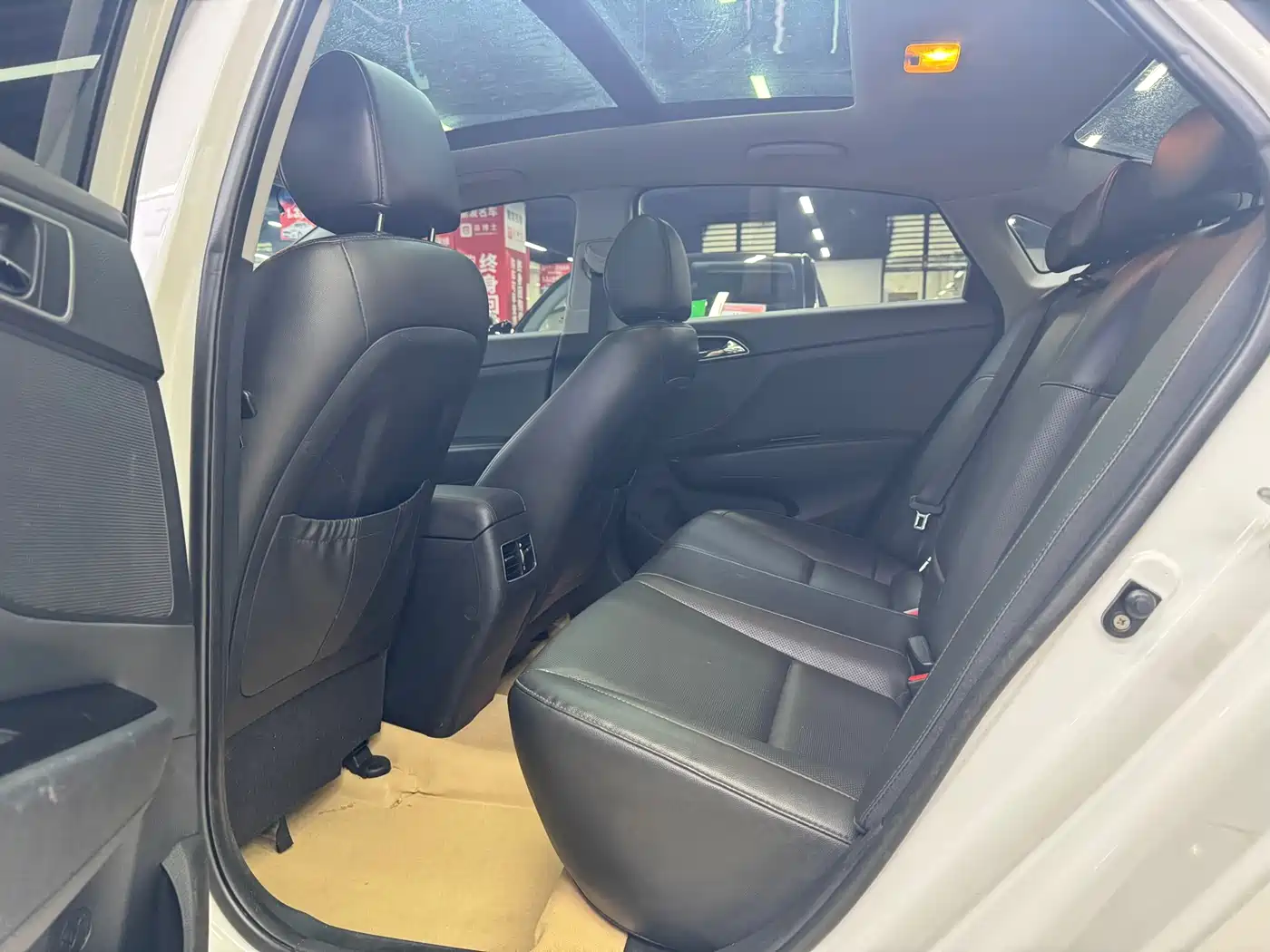 Hyundai Mistra 2014 1.8L Auto Smart GLS фото 6