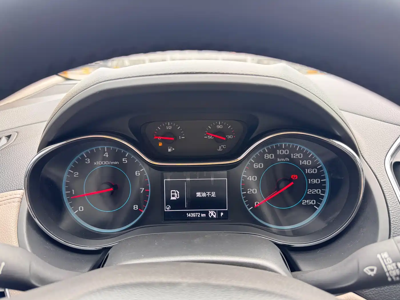 Chevrolet Cruze 2015 1.5L Automatic Luxury Edition фото 13