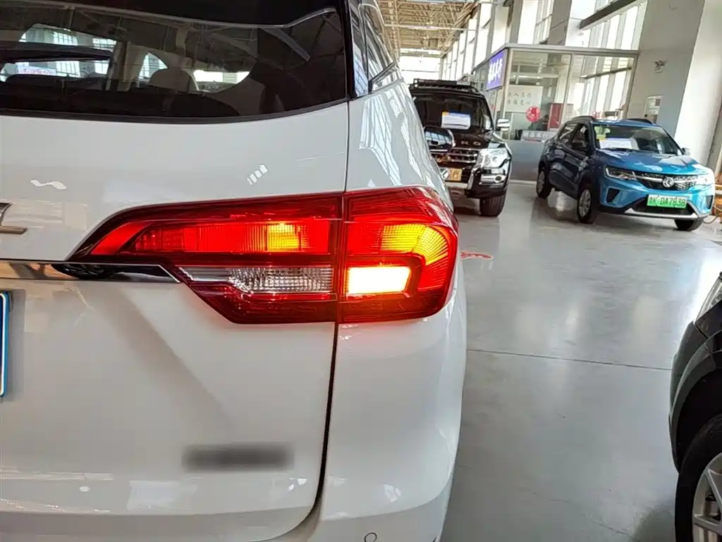 Haval M6 2019 1.5T DCT 2WD Value Edition (China VI) фото 8