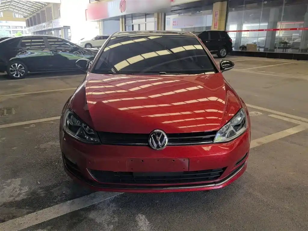 Volkswagen Golf 2017 230TSI Auto Comfort Millionth Anniversary Edition фото 3