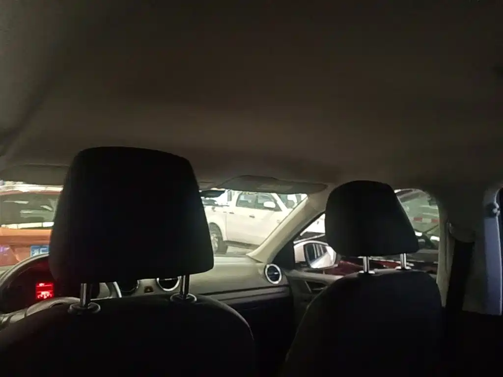 Volkswagen Jetta 2017 1.5L Automatic Fashion фото 18