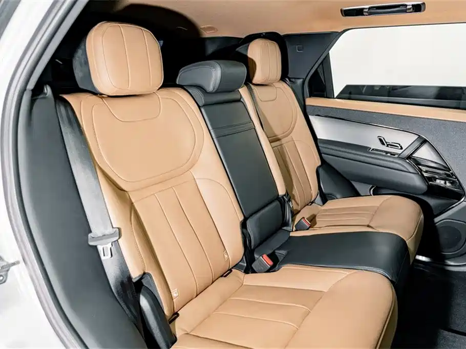 Land Rover Range Rover Sport 2023 400PS Dynamic SE фото 23