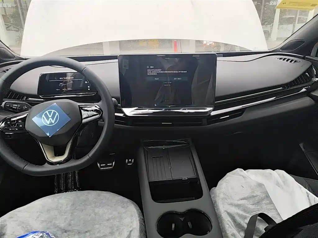 Volkswagen Unique 06 2025 Pure фото 12