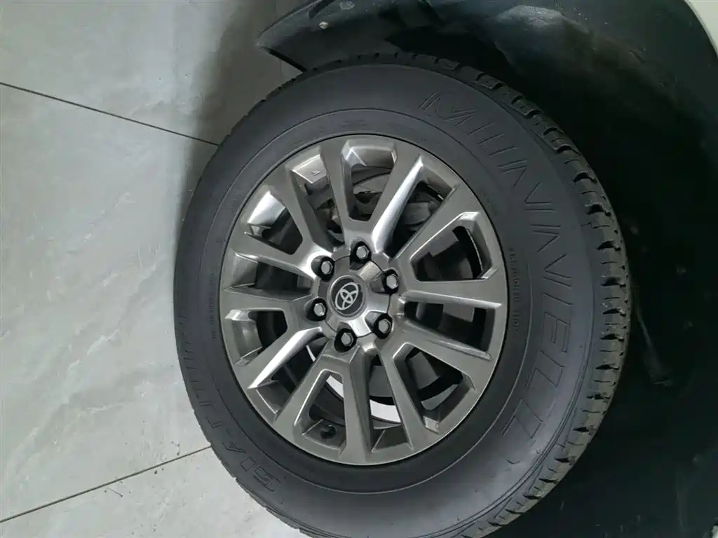 Toyota Prado 2018 3.5L Auto TX фото 23