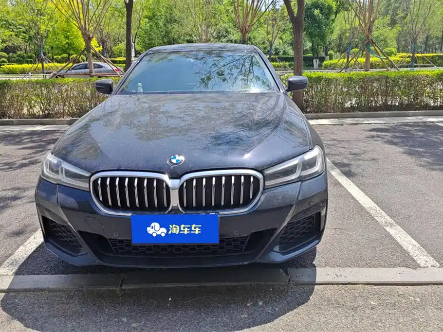 BMW 5 Series 2023 Facelift 530Li Leading M Sport Package фото 2