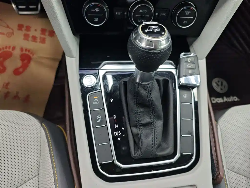 Volkswagen FAW-Volkswagen CC 2019 380TSI Radiance Edition China VI фото 12
