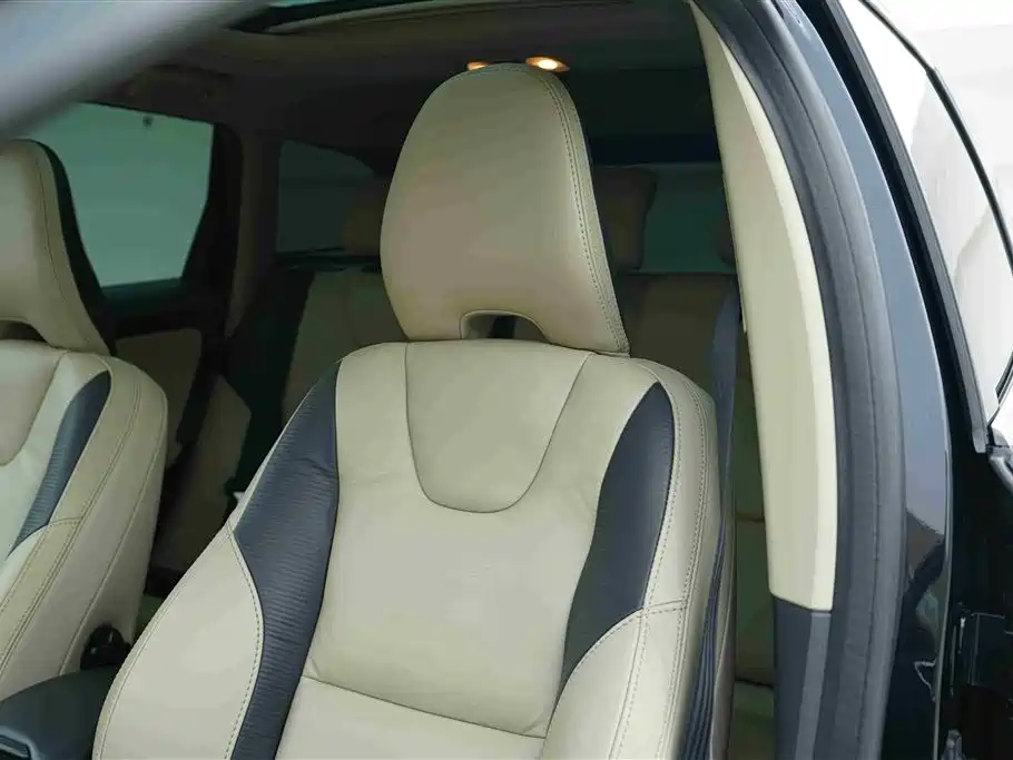 Фото 13 - Volvo XC60 (Import)