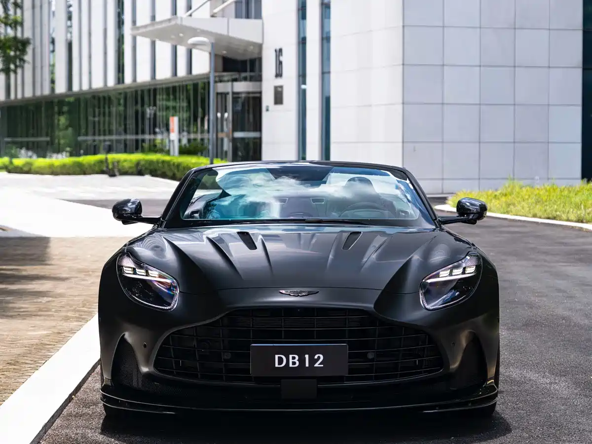 Aston Martin DB12 2025 2025 4.0T V8 Volante