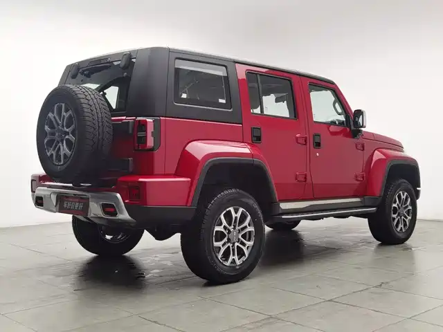 BAIC ORV Beijing Offroad BJ40 2024 2.0T Urban Hunter Glory Edition — фото 2