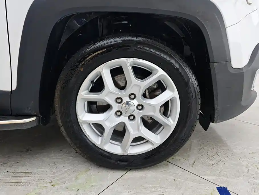 Jeep Renegade 2018 2017 180T Automatic High-Energy Edition