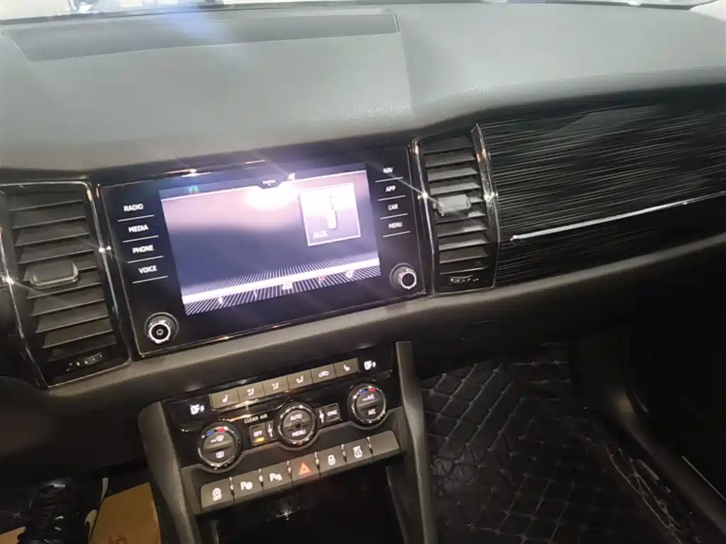 Škoda Kodiaq 2018 TSI380 7-seat AWD Flagship фото 13