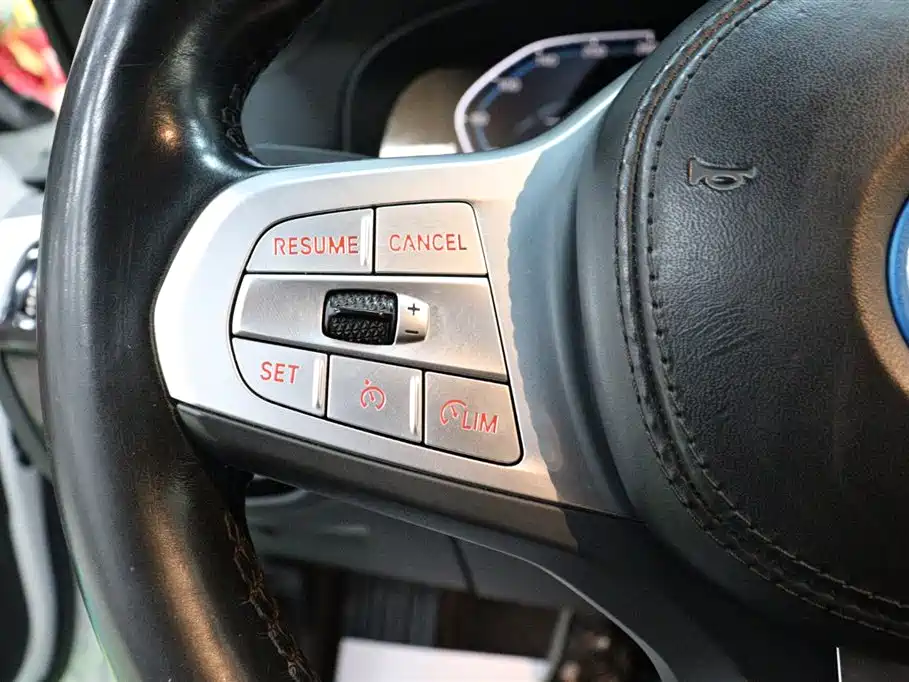 BMW 5 Series New Energy 2023 2022 535Le M Sport Package