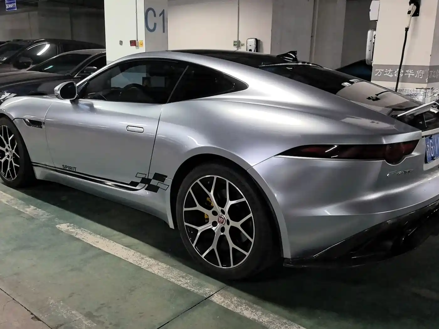 JAGUAR F TYPE