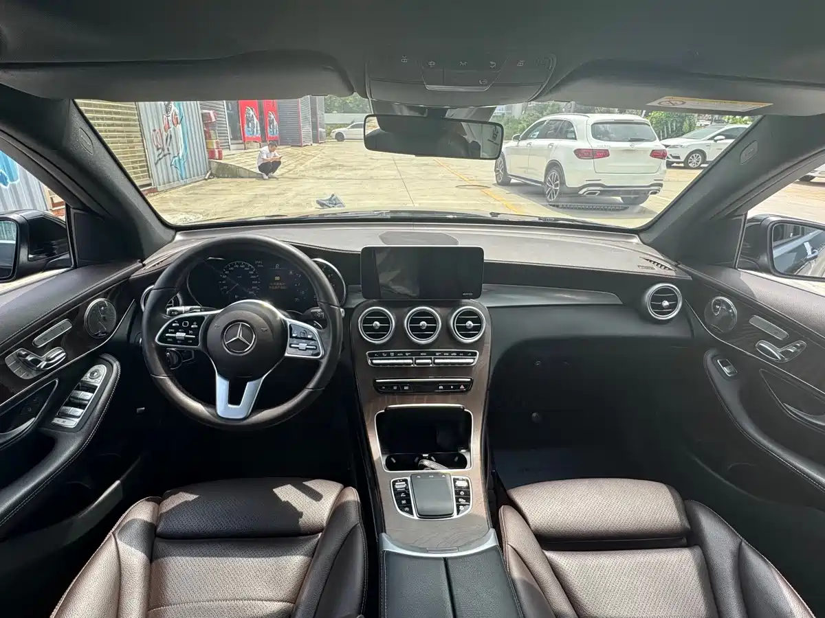 Mercedes-Benz GLC 2020 GLC 300 L 4MATIC Dynamic фото 6