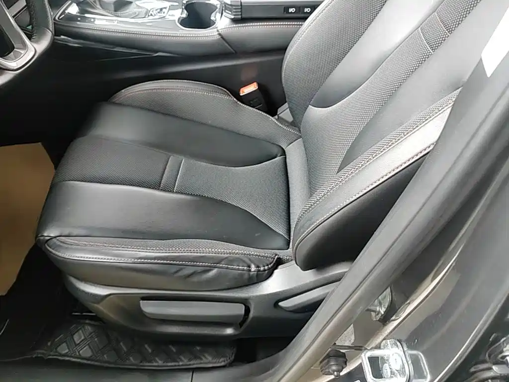 Changan Oshan Changan Oushang X5 2022 2021 1.6L CVT Comfort Edition