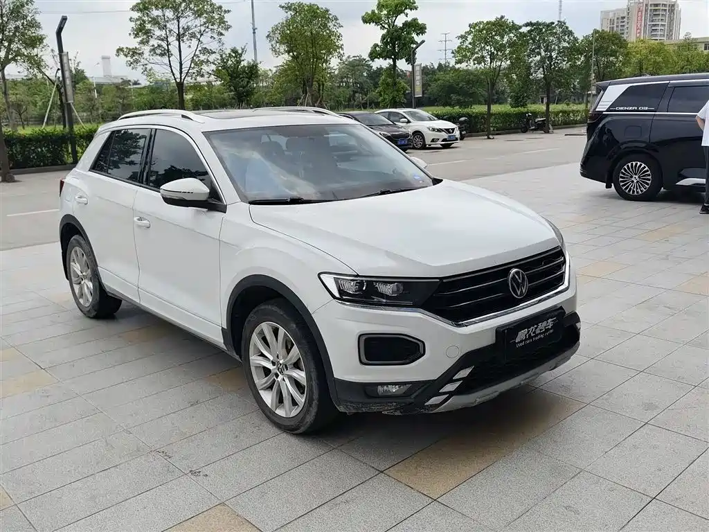 VOLKSWAGEN T ROC EXPLORING SONGS
