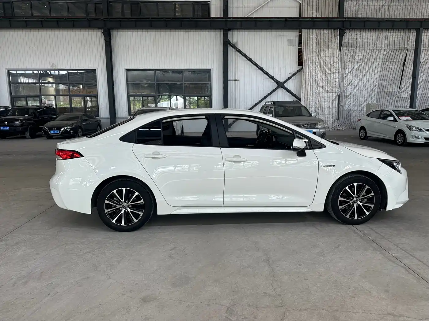 Toyota Levin 2024 Smart Hybrid 1.8L Leading Edition фото 4