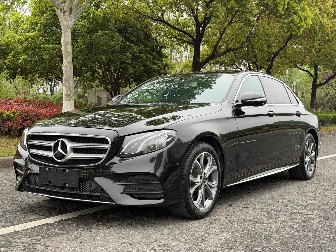 Mercedes-Benz E-Class 2019 E 200 L Sport