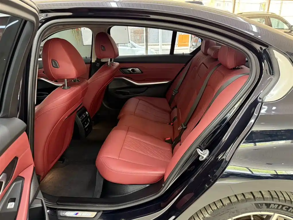BMW 3 Series 2023 320Li M Sport Package фото 18