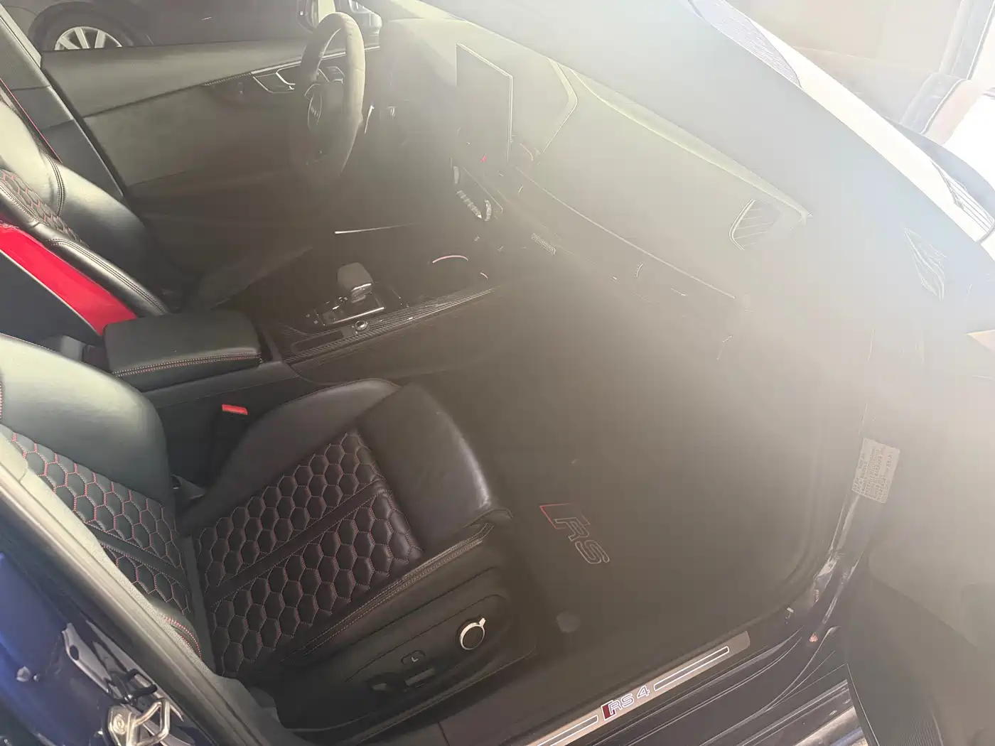 Audi RS 4 2021 2021 RS4 Avant Obsidian Edition