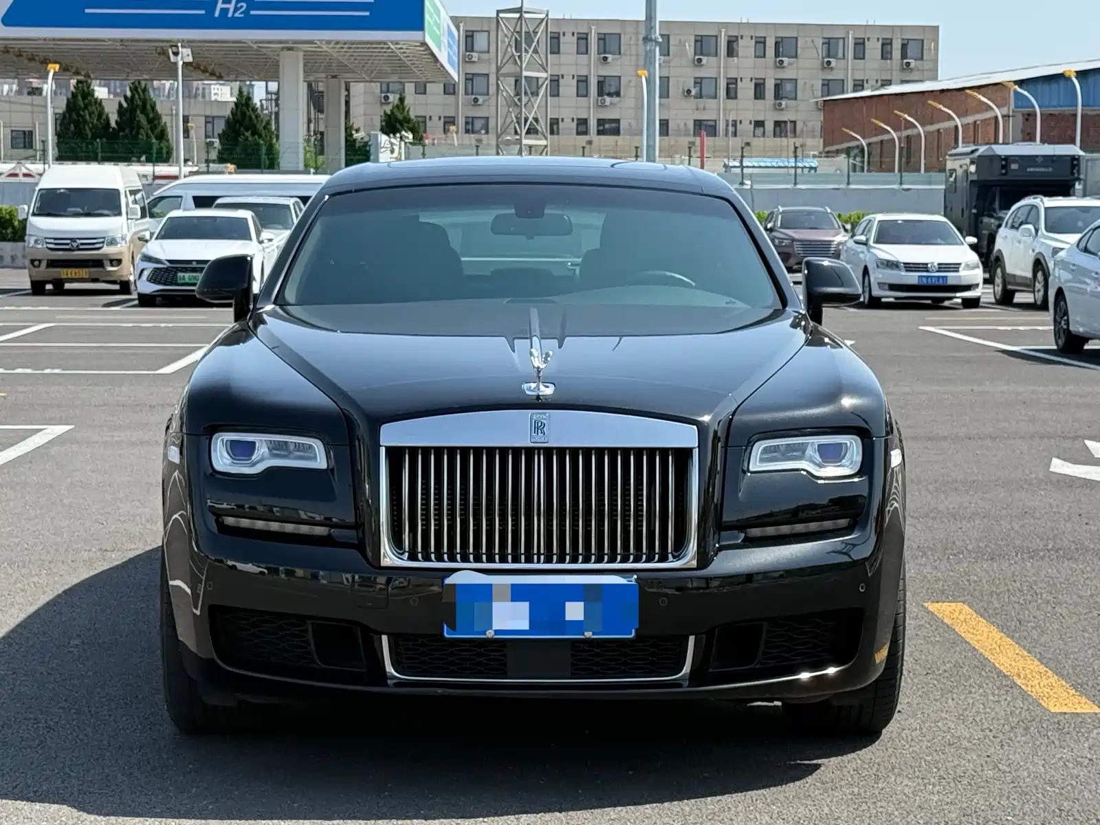 Фото 2 - Rolls-Royce Ghost
