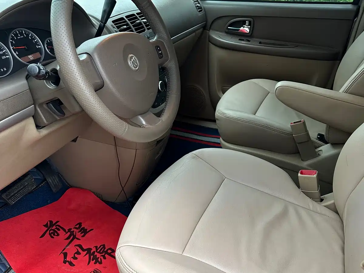 Buick GL8 2014 2.4L Classic Edition фото 7