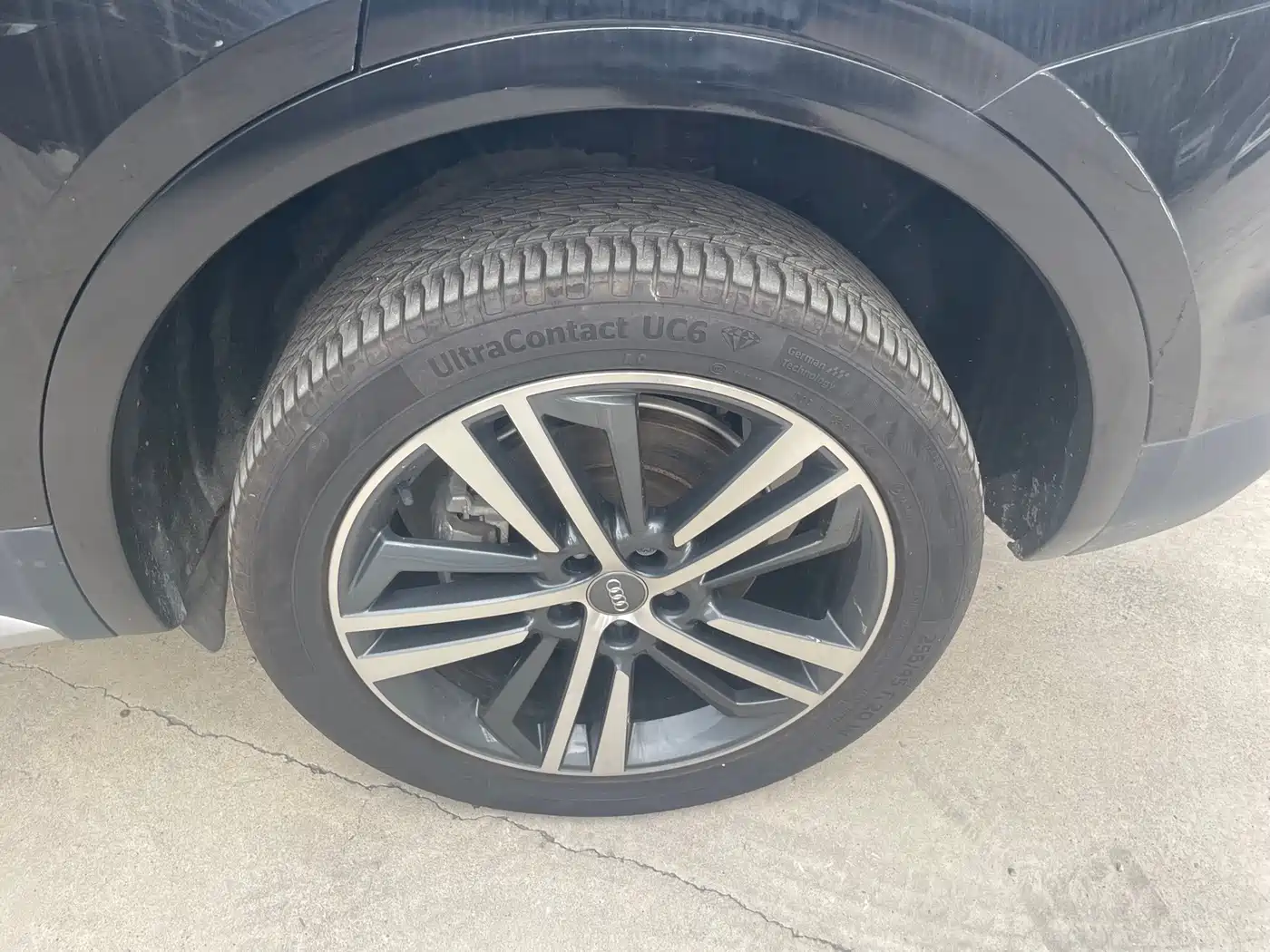 Фото 11 - Audi Q5L