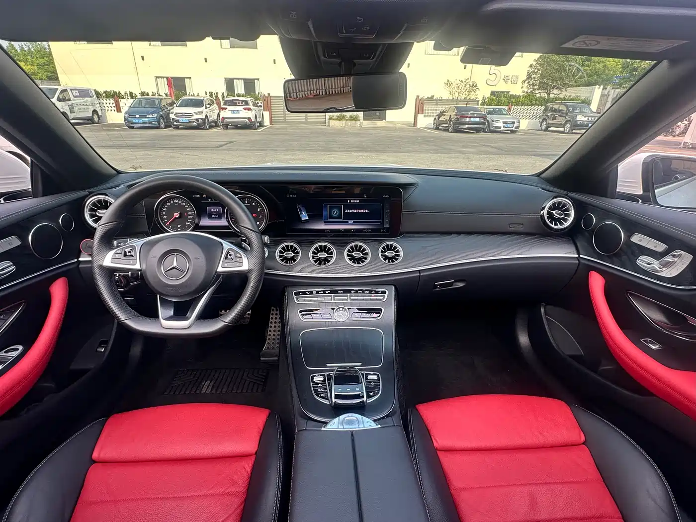 Mercedes-Benz E-Class (Import) 2018 E 200 4MATIC Convertible Coupe фото 23
