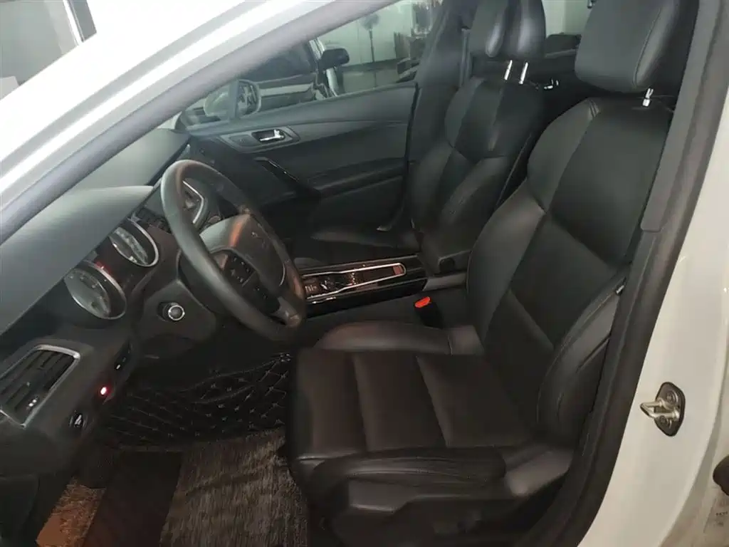 Peugeot 508 2015 1.6THP Auto Excellence Edition фото 22