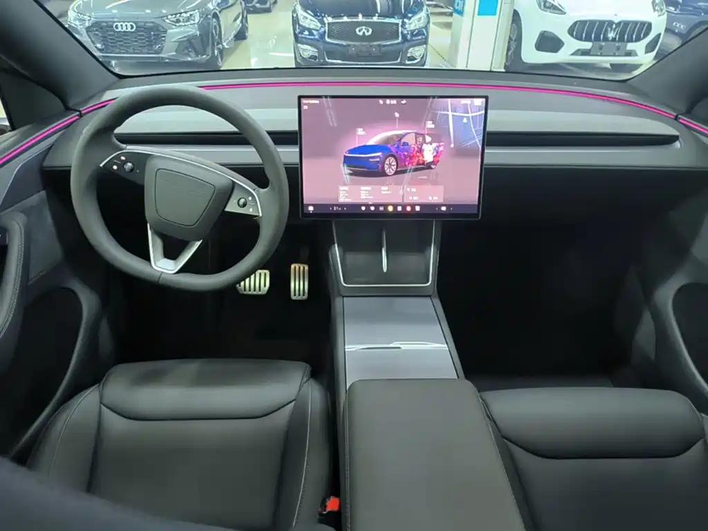 Tesla Model Y L 2026 2025 Facelift Long Range AWD