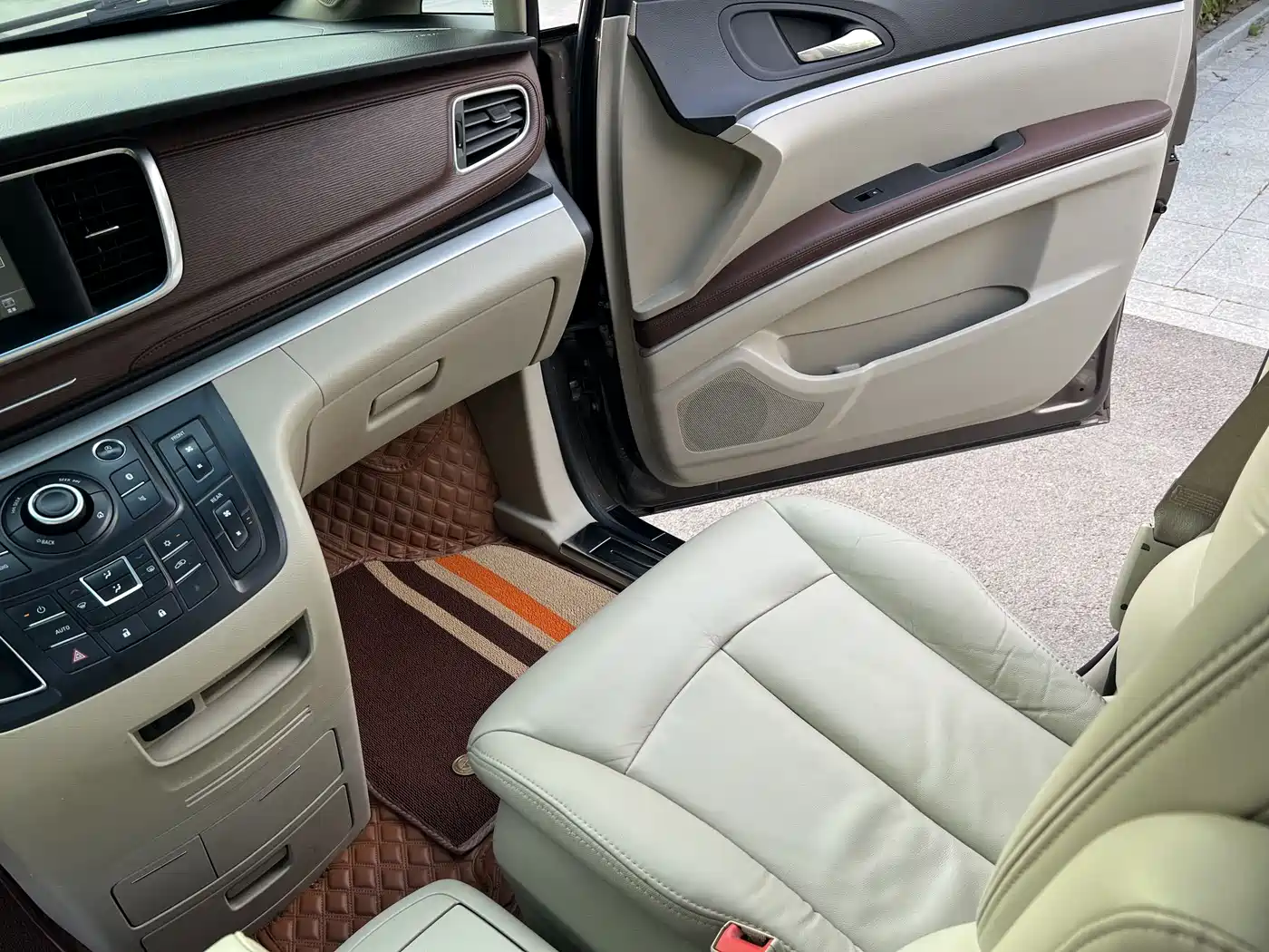 Buick GL8 2017 25S Luxury China V фото 8