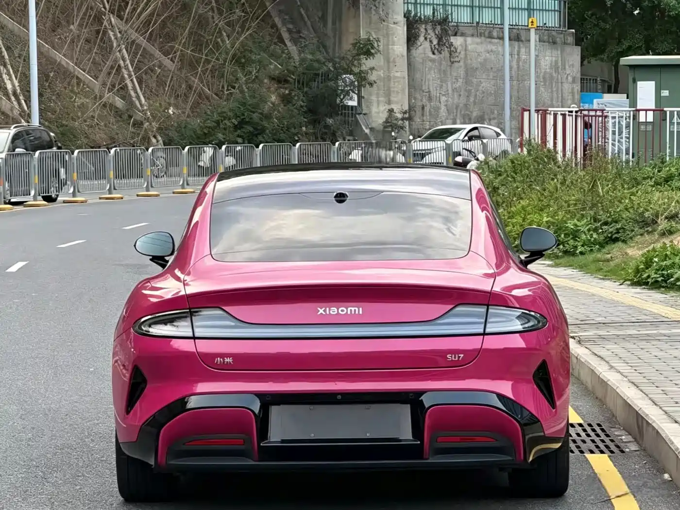 XIAOMI CAR XIAOMI SU7