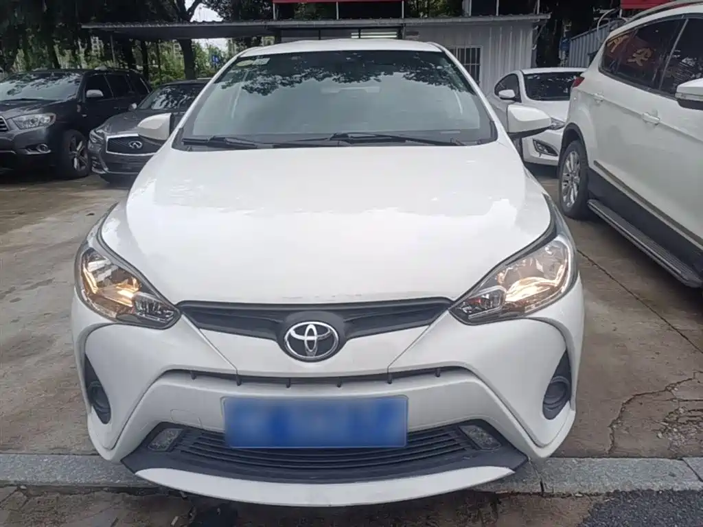 Toyota YARiS L Zhi Xiang 2017 1.5E CVT Charming Edition фото 3