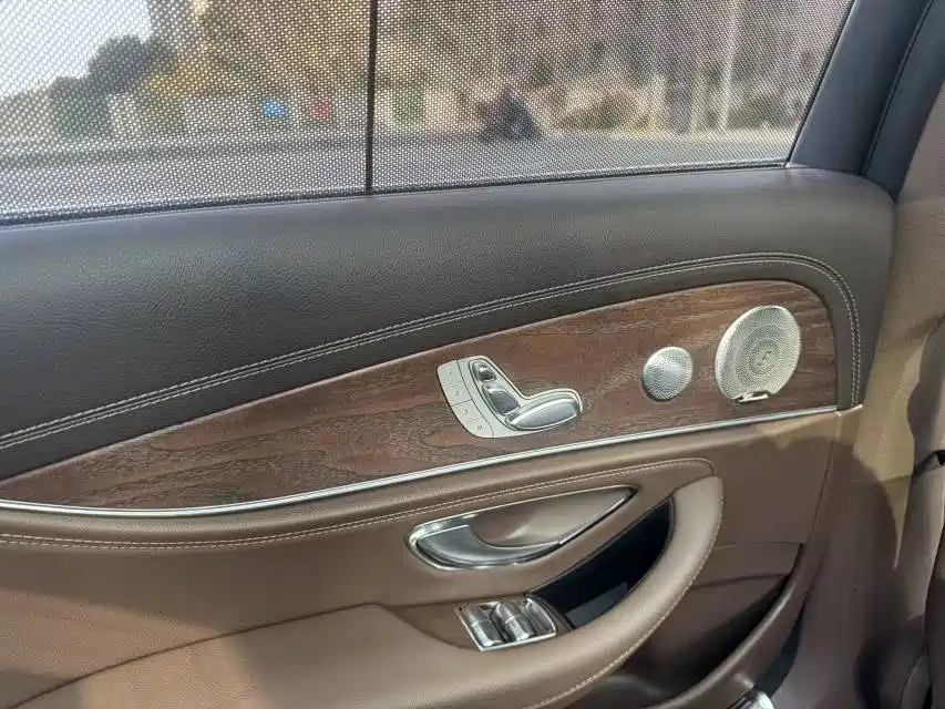 Mercedes-Benz E-Class 2023 E 300 L Luxury фото 5