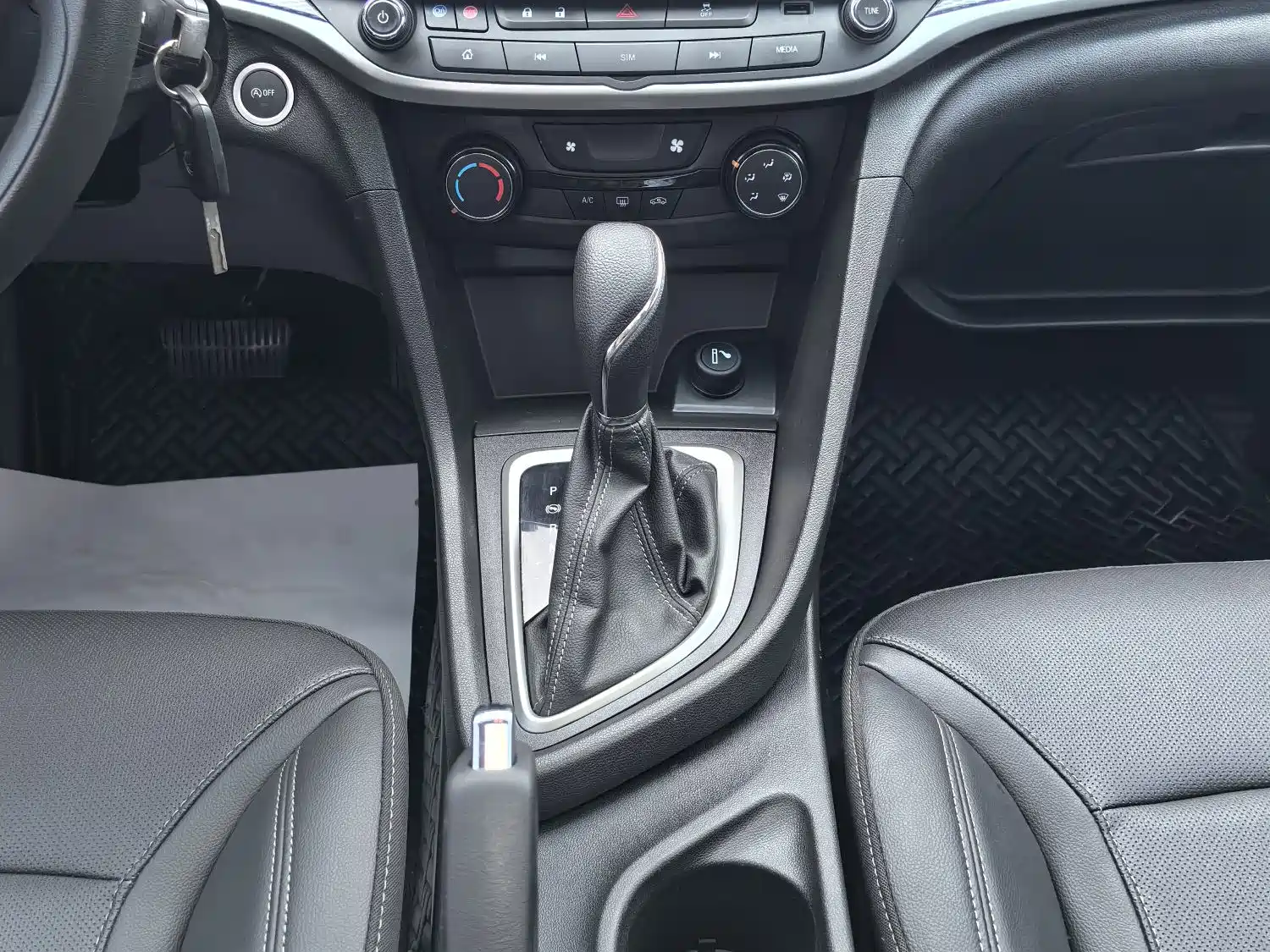 Фото 11 - Buick Excelle