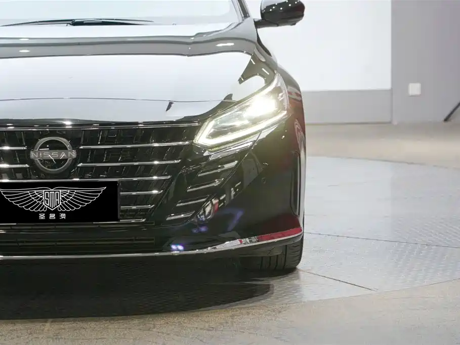 Nissan Teana 2022 2.0T XV Premium Edition фото 4