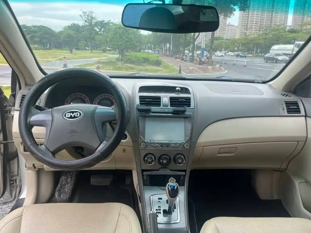 BYD L3 2013 2013 1.5L Automatic Comfort