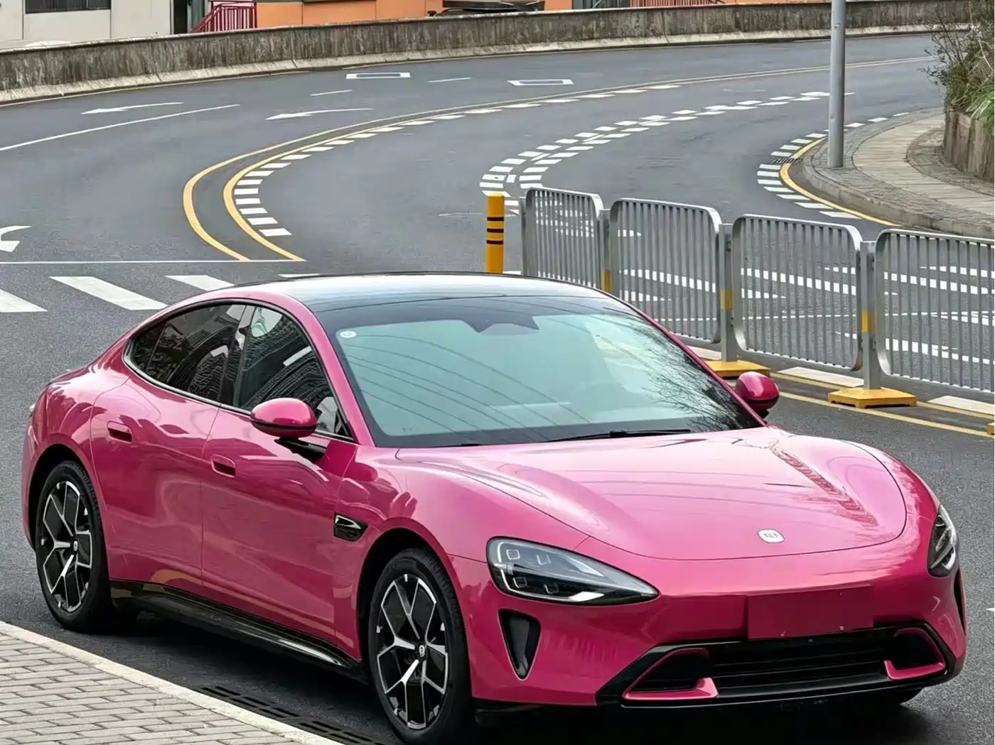 XIAOMI CAR XIAOMI SU7