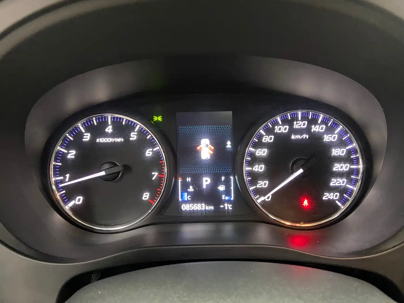 Mitsubishi Outlander 2020 2.0L 2WD Premium 5-seater фото 14
