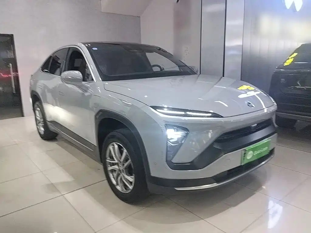 Фото 4 - NIO EC6