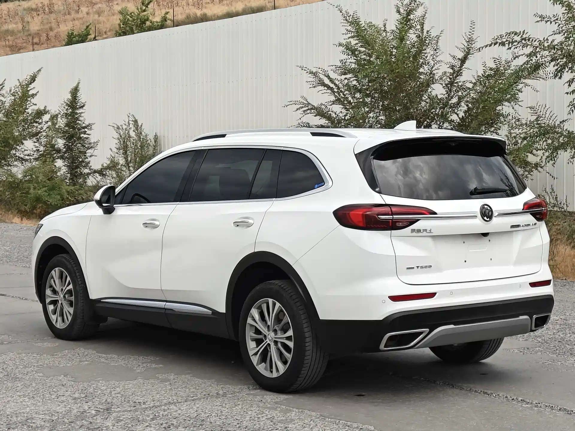 صورة 6 - Buick Envision Plus