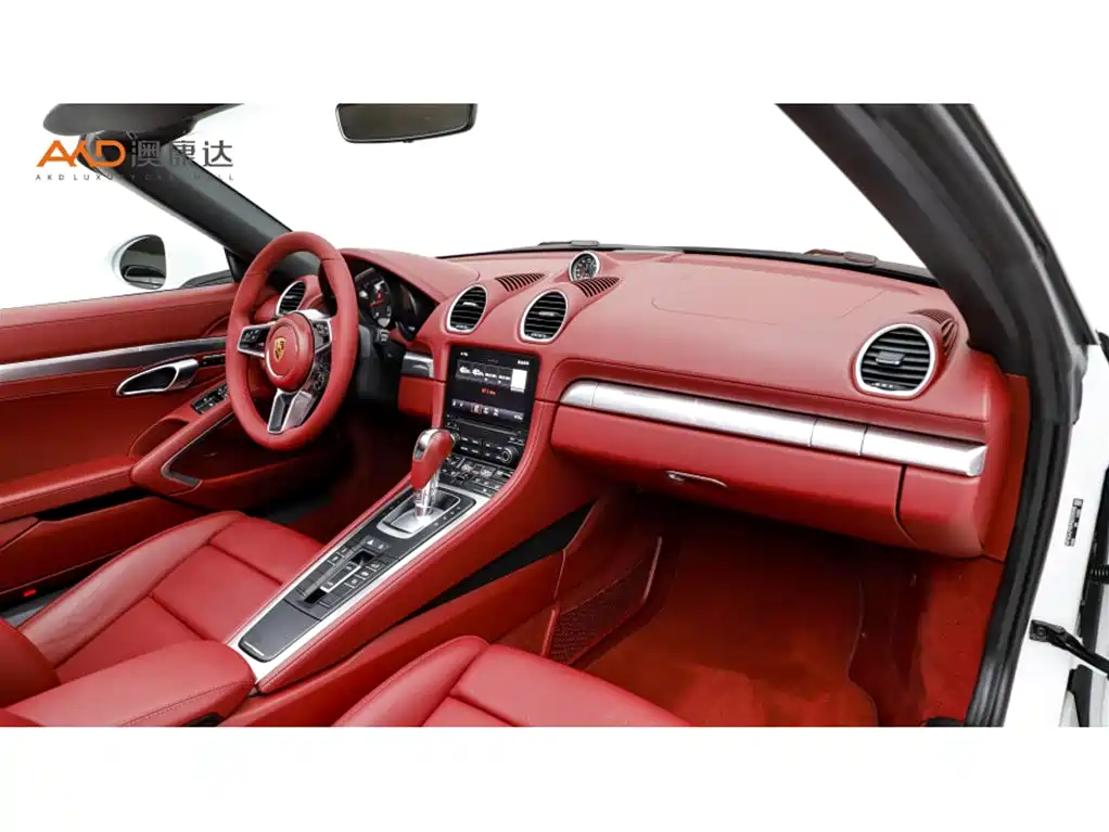 PORSCHE 718