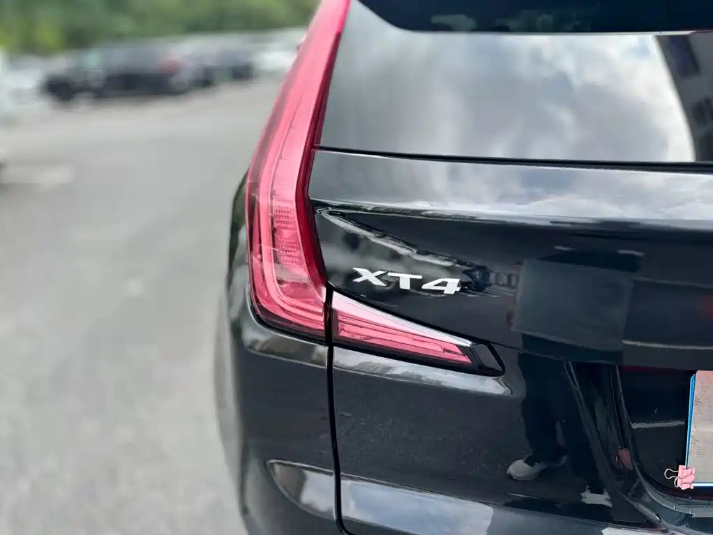 Cadillac XT4 2019 2018 Model 28T 2WD Technology