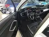 Photo 16 - Audi Q3