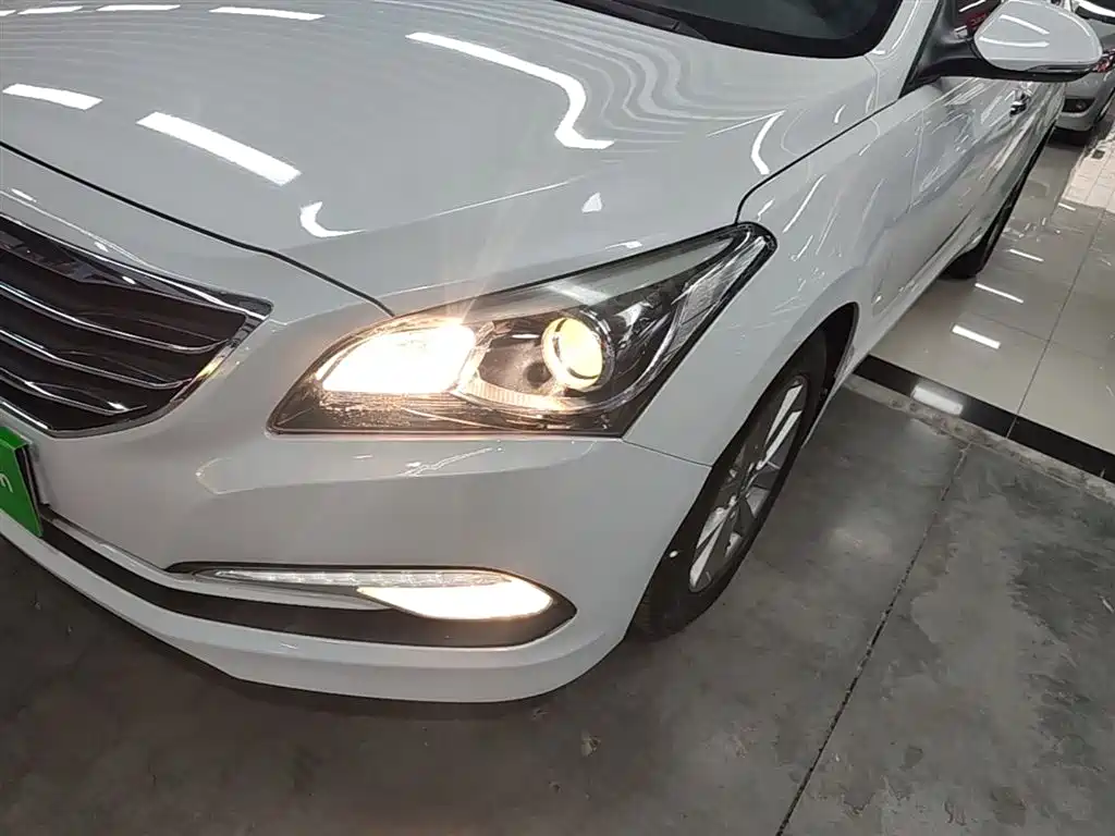 Hyundai Mistra 2014 1.8L Auto Smart GLS фото 24