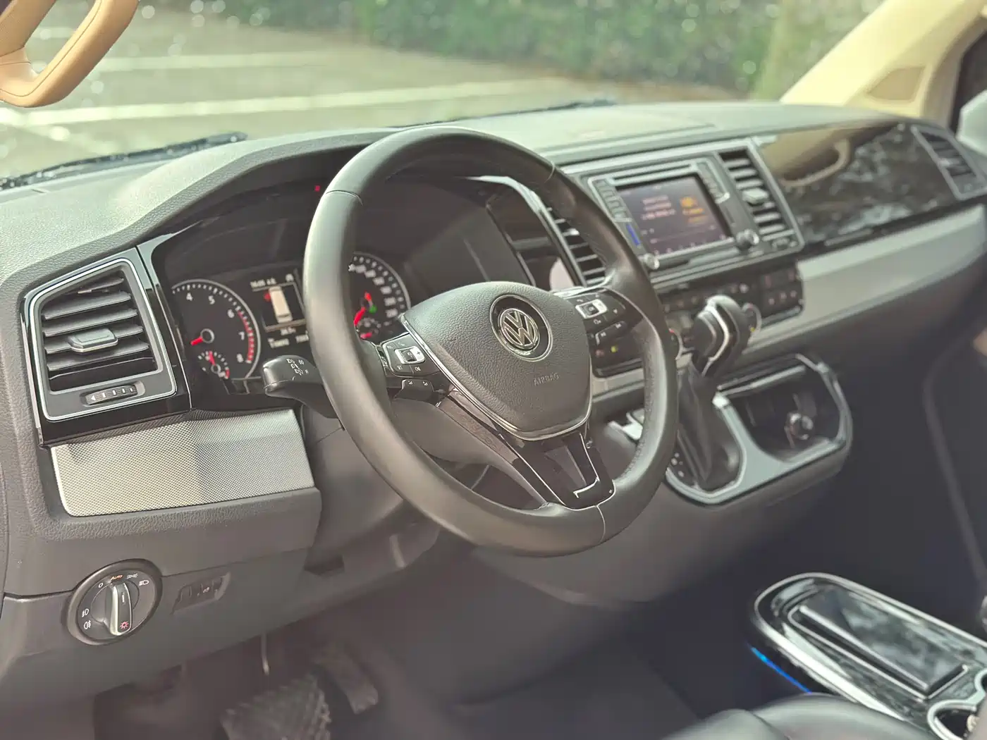 Volkswagen Multivan 2017 2016 2.0TSI 4WD Prestige 7-Seater